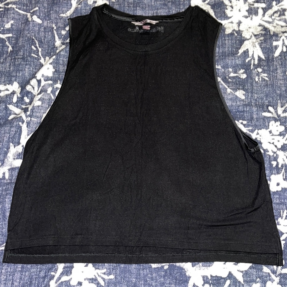 VS Sports Crop Top!